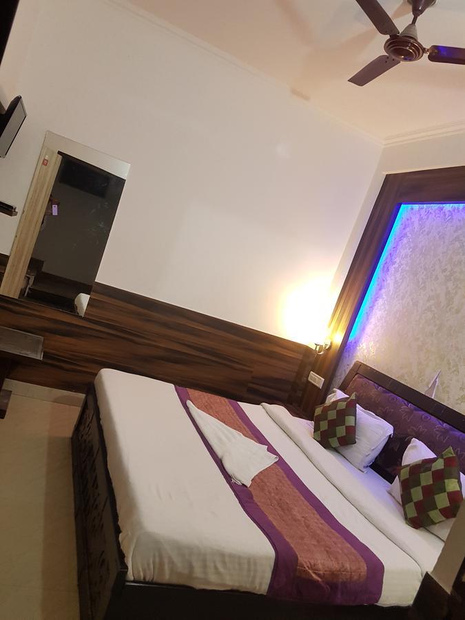 Hotel Perfect Palace Нью-Делі Екстер'єр фото
