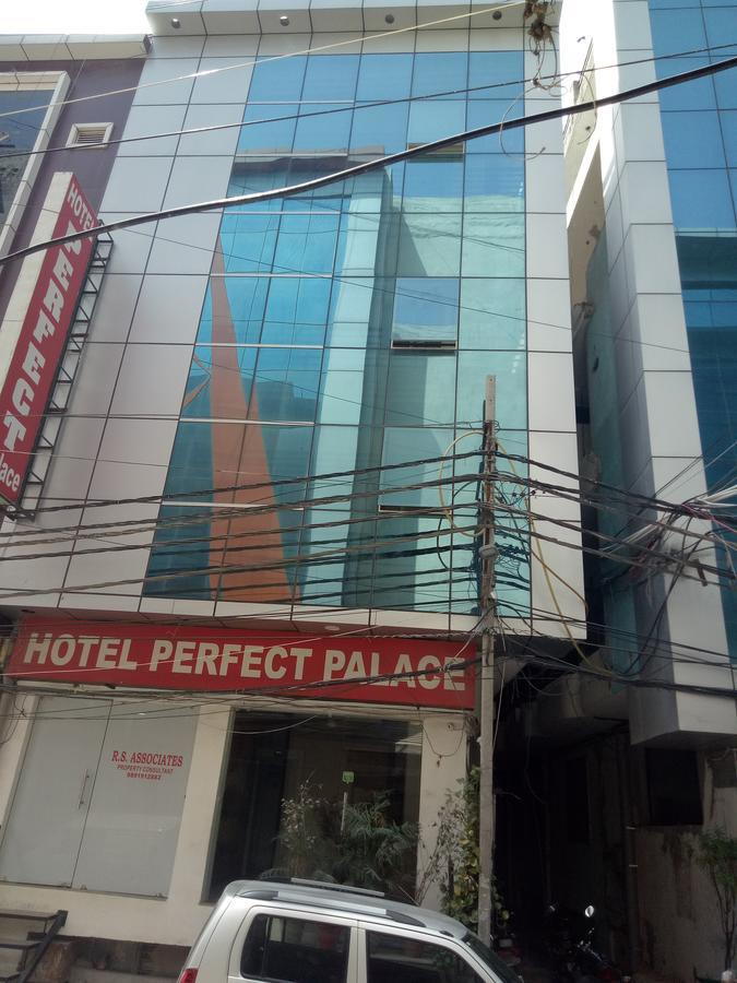 Hotel Perfect Palace Нью-Делі Екстер'єр фото