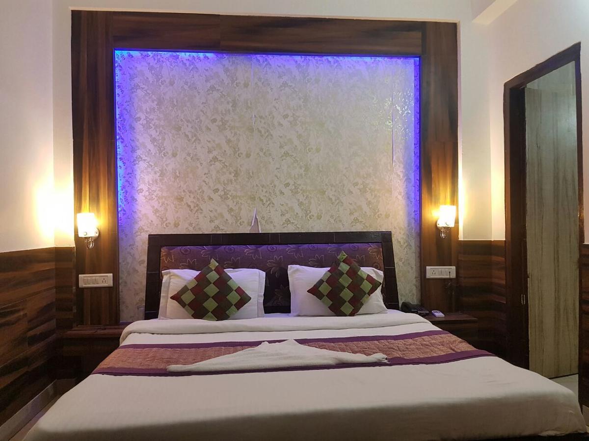 Hotel Perfect Palace Нью-Делі Екстер'єр фото