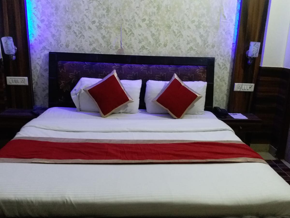 Hotel Perfect Palace Нью-Делі Екстер'єр фото