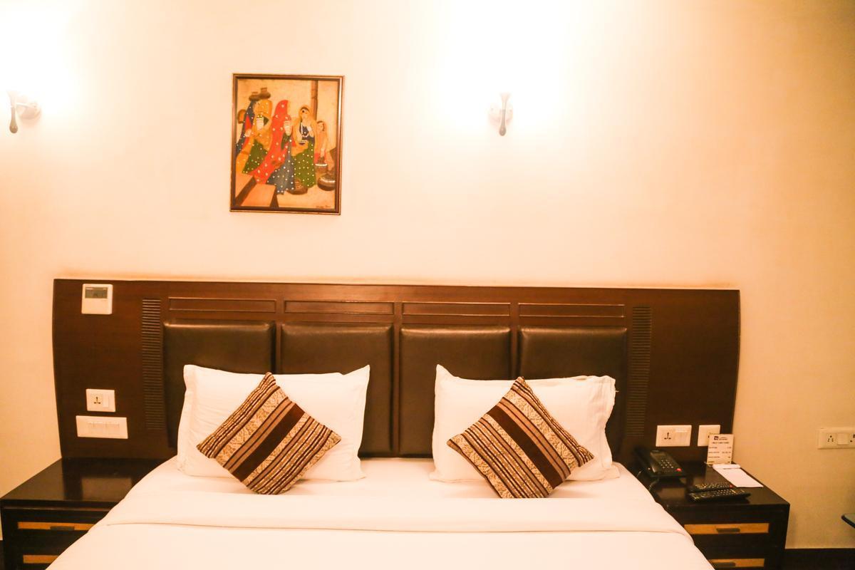 Hotel Perfect Palace Нью-Делі Екстер'єр фото